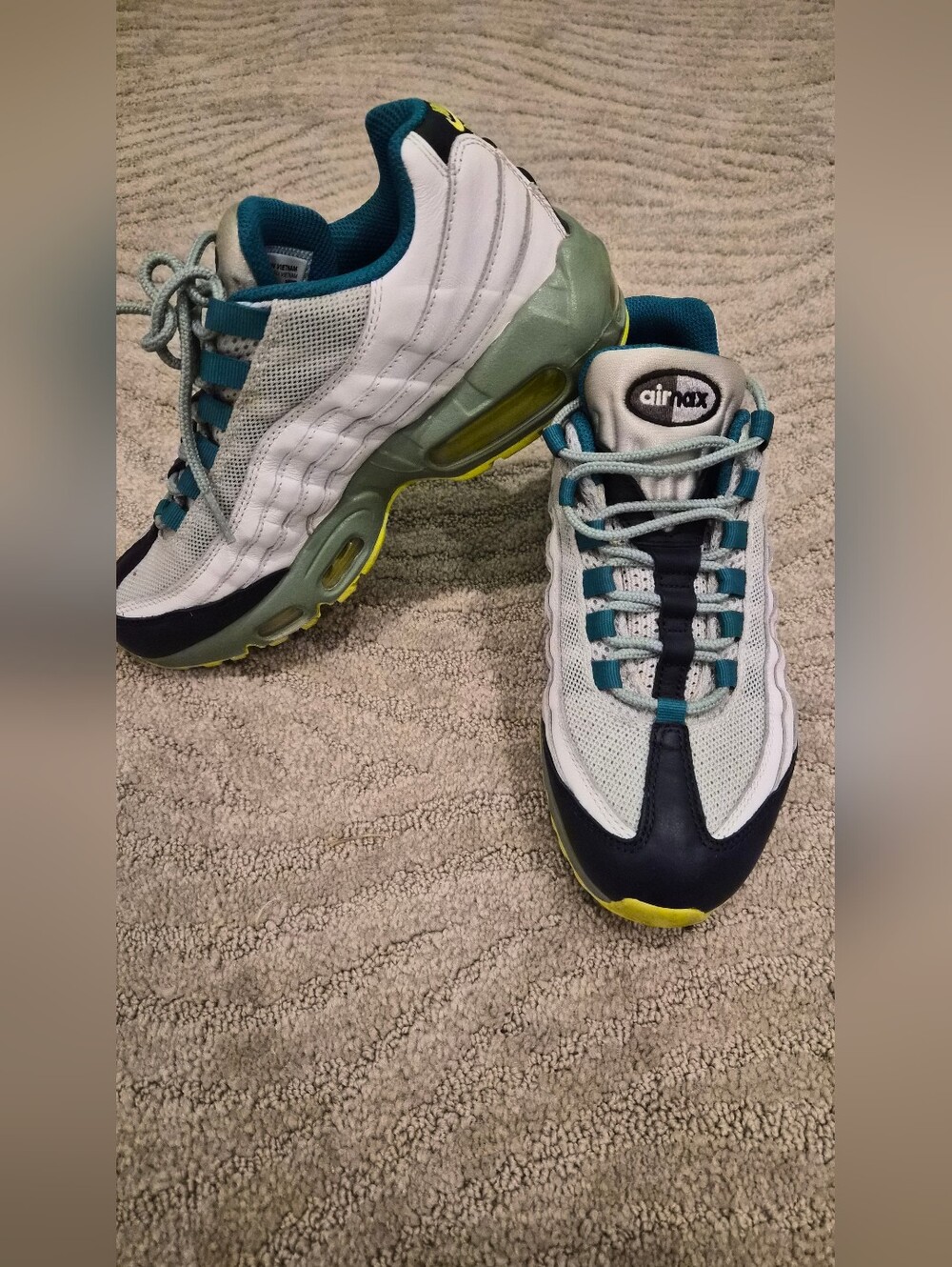 Custom Nike Air Max 95 Sneakers in White, Blue and Teal - Size 7.5